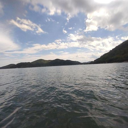 Apartamento Com Ar Cond. Na Praia Grande Ubatuba Bagian luar foto
