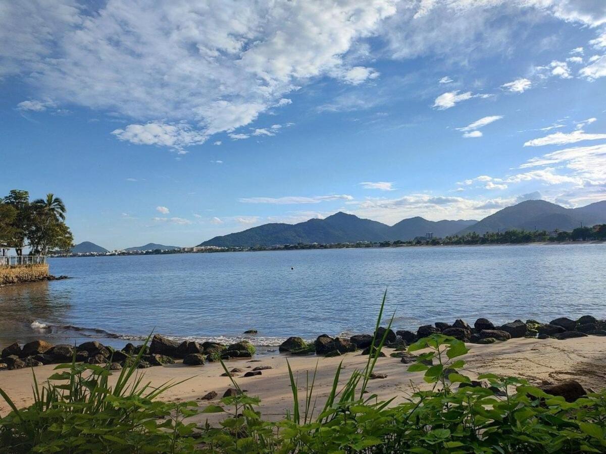 Apartamento Com Ar Cond. Na Praia Grande Ubatuba Bagian luar foto